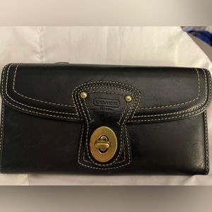 Black, Vintage and hot pick inside.